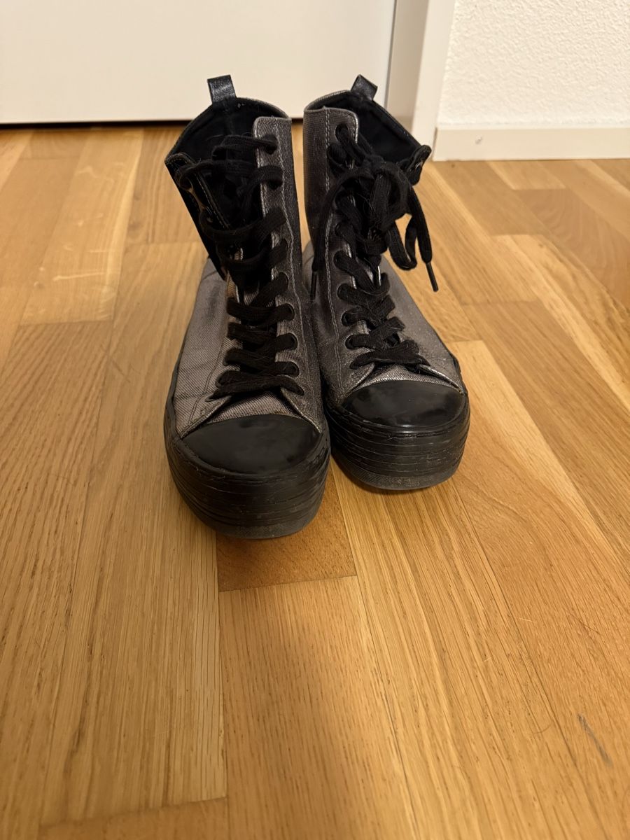 Calvin Klein Scarpe da donna: Calvin Klein Damensneaker – Usato da Niederbipp venduto da Tiffany1771 1