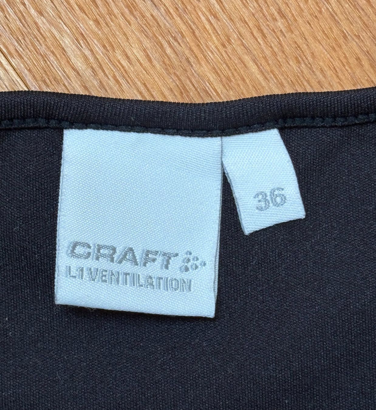 Craft T-shirt: CRAFT Shirt - schwarz Grösse 36 – Usato da Bern venduto da lolapennt 3
