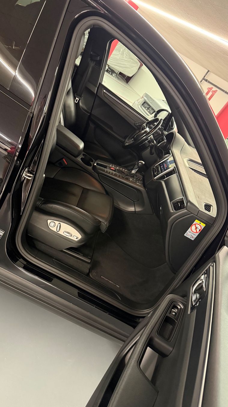 Porsche Automobili: Porsche Macan 2.0 Blackline – Usato da Steg im Tösstal venduto da Beckerbande 8