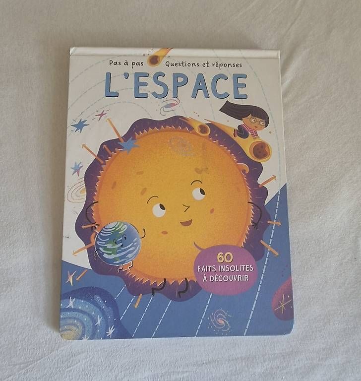 Libri: L'espace _ pas à pas Questions et réponses  – Usato da RENNAZ venduto da pri_lyc7