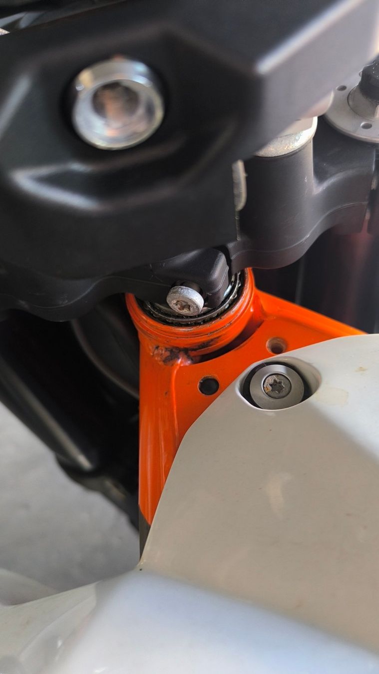 KTM Route: KTM Supermoto 990 SMC – Défectueux à Liestal par andi022 3