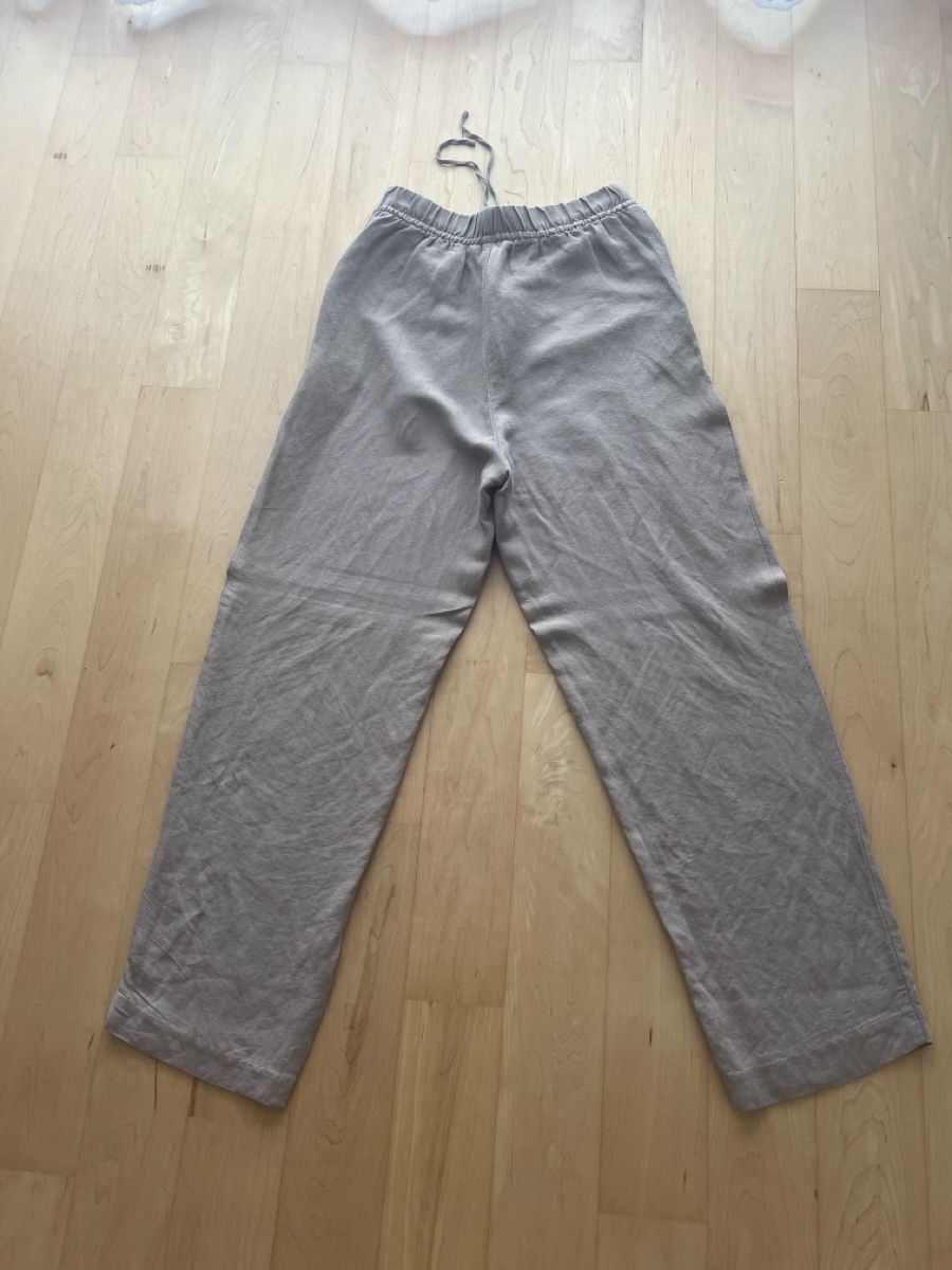 Pantalons: Freizeithose braun Grösse Xs gebraucht – D'occasion à Inwil par Ayrine2026 2