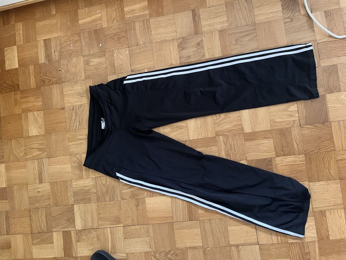 Adidas Pantalons: Adidas Trainerhose – D'occasion à Bern par ann1e 3