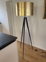 Stehlampe