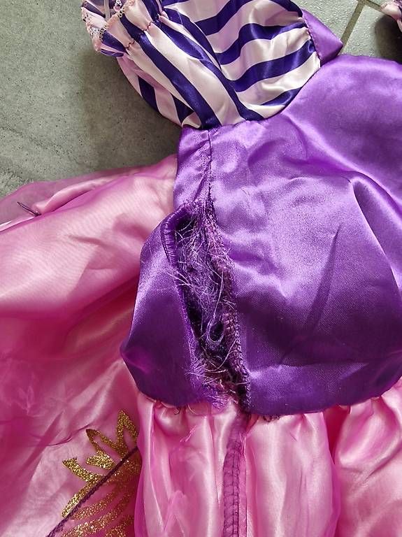 Costumi: Rappunzelkostum Gr. 150 – Usato da Würenlingen venduto da Nicole3671 1