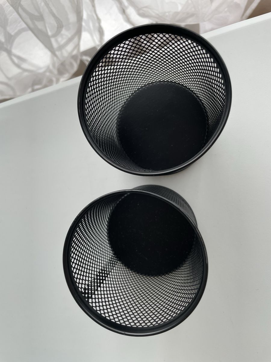 Altro in Scrittura & Disegno: Set mit 2 Stiftehalter aus Metall – Nuovo (secondo la descrizione) da Rheineck venduto da cha_p9qy 1