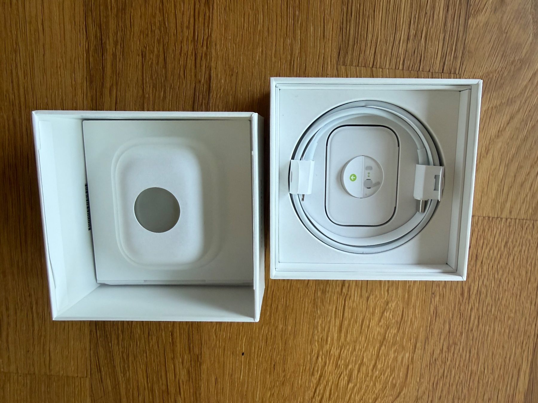 Apple Cuffie: Apple Airpods Pro 2. Gen – Usato da Zug venduto da inb_tcf7 1
