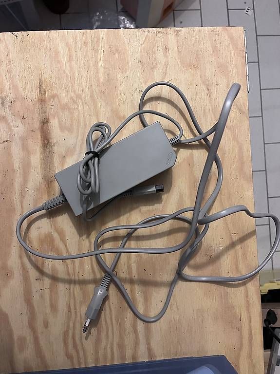 Nintendo Console: Wii alimentation et capteurs – Usato da Tolochenaz venduto da adamr841