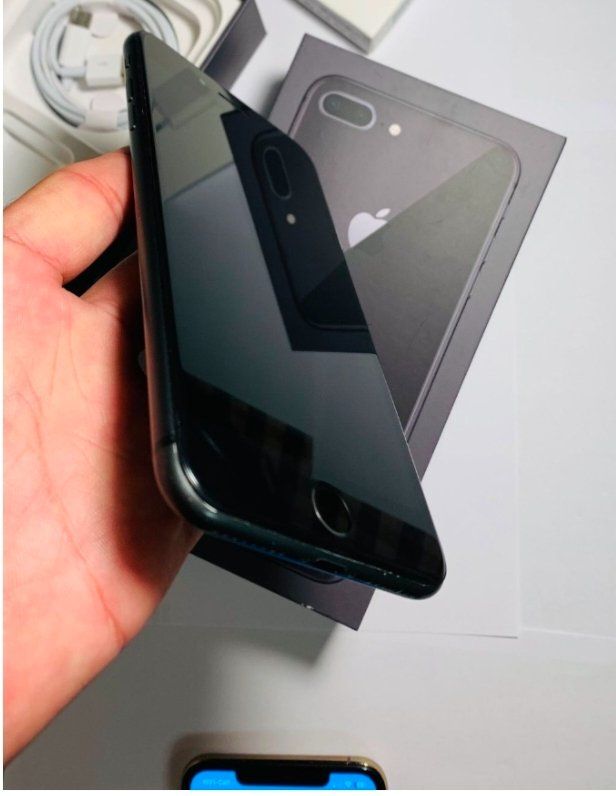 Apple Handys / Smartphones: Iphone 8 Plus (64GB) Akku 100% – Gebraucht aus Luzern von Waince786 5