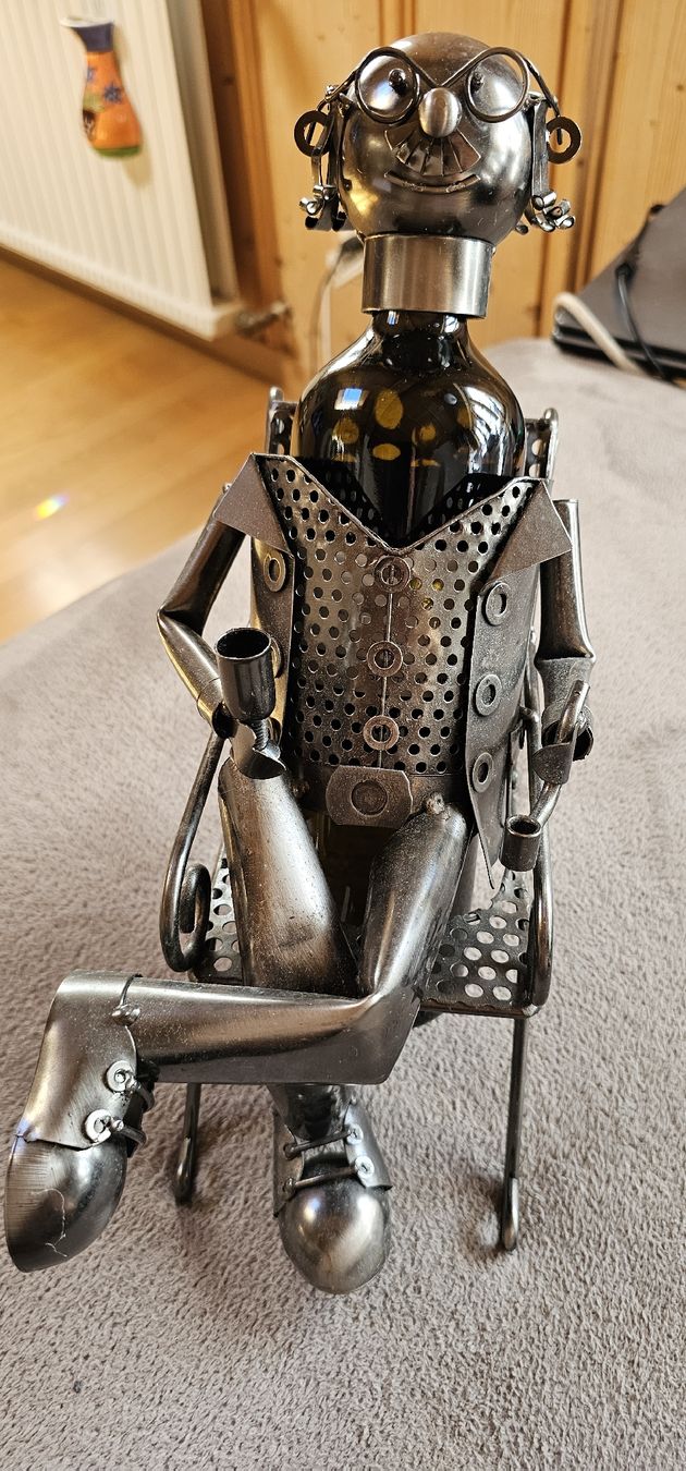 Tutte le decorazioni: Metall Flaschenhalter Mann im Liegestuhl Deko – Usato da Ferden venduto da jemyce