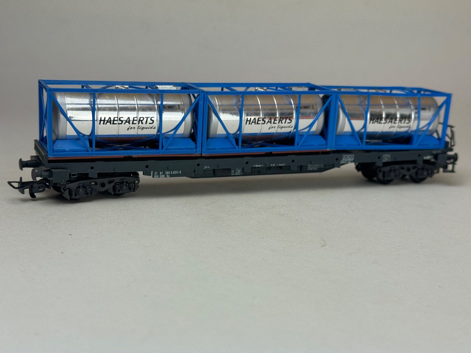 Liliput Modellini di ferrovie: Liliput Containerwagon  Container Haesaerts – Usato da Elm venduto da Wikmtz 1