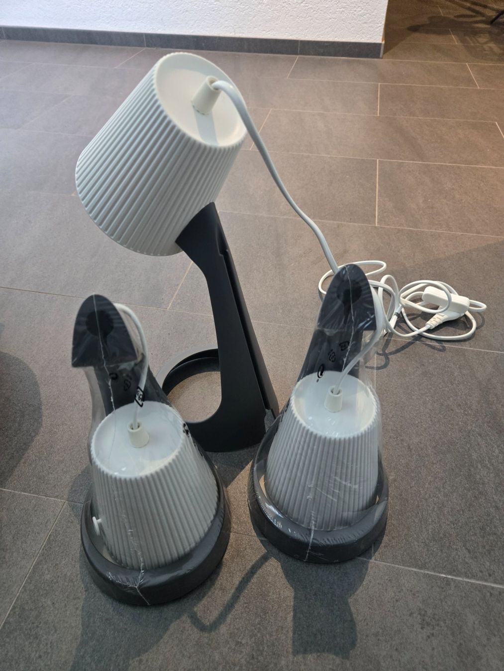 Lampes: 3 moderne Tischlampen – Neuf (Voir description) à Buochs par ribidavid 2