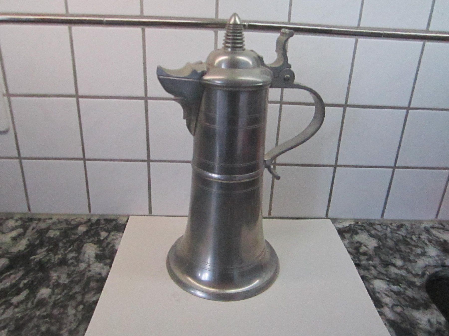 Caraffe: Antiker-Zinn-Krug. – Usato da Mellingen venduto da Wupper