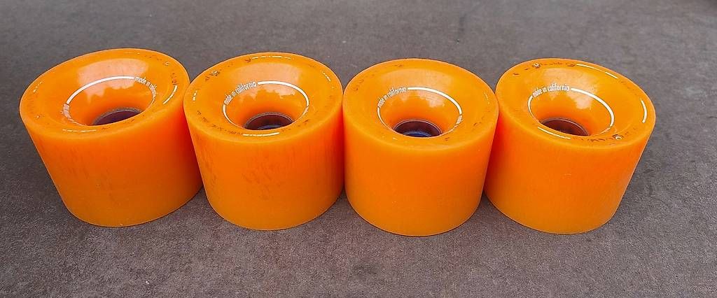 Skateboards: Orangatang 4President Longboard Rollen – Usato da Luzern venduto da sea_turtle 1