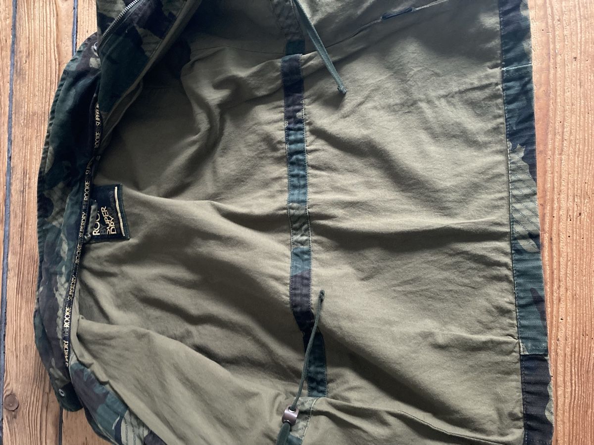 Superdry Giacche: Superdry Frühlings-/Herbstjacke – Nuovo (secondo la descrizione) da Täuffelen venduto da Unic 1