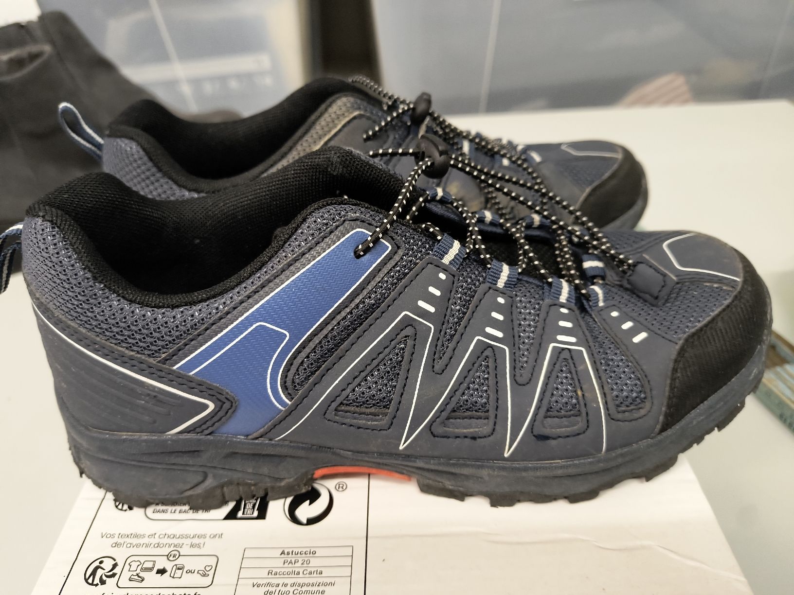 Scarpe da uomo: Herren Wanderschuhe, Empra One, Gr. 40- Top! – Usato da Oberweningen venduto da Bumblebee2 3