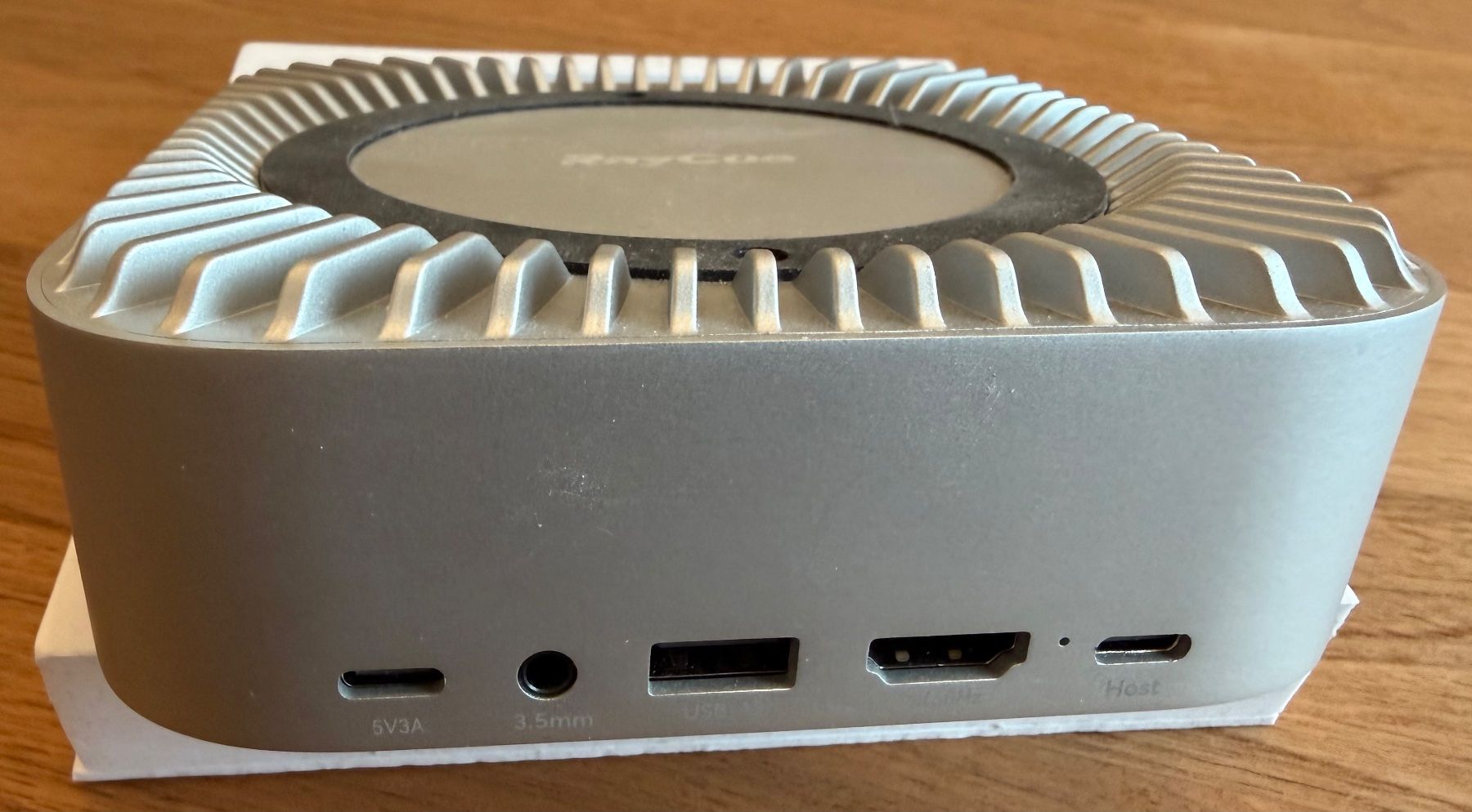 RayCue All-in-One Charger Dock For Mac Mini M4 – 8TB SSD Enclosure 