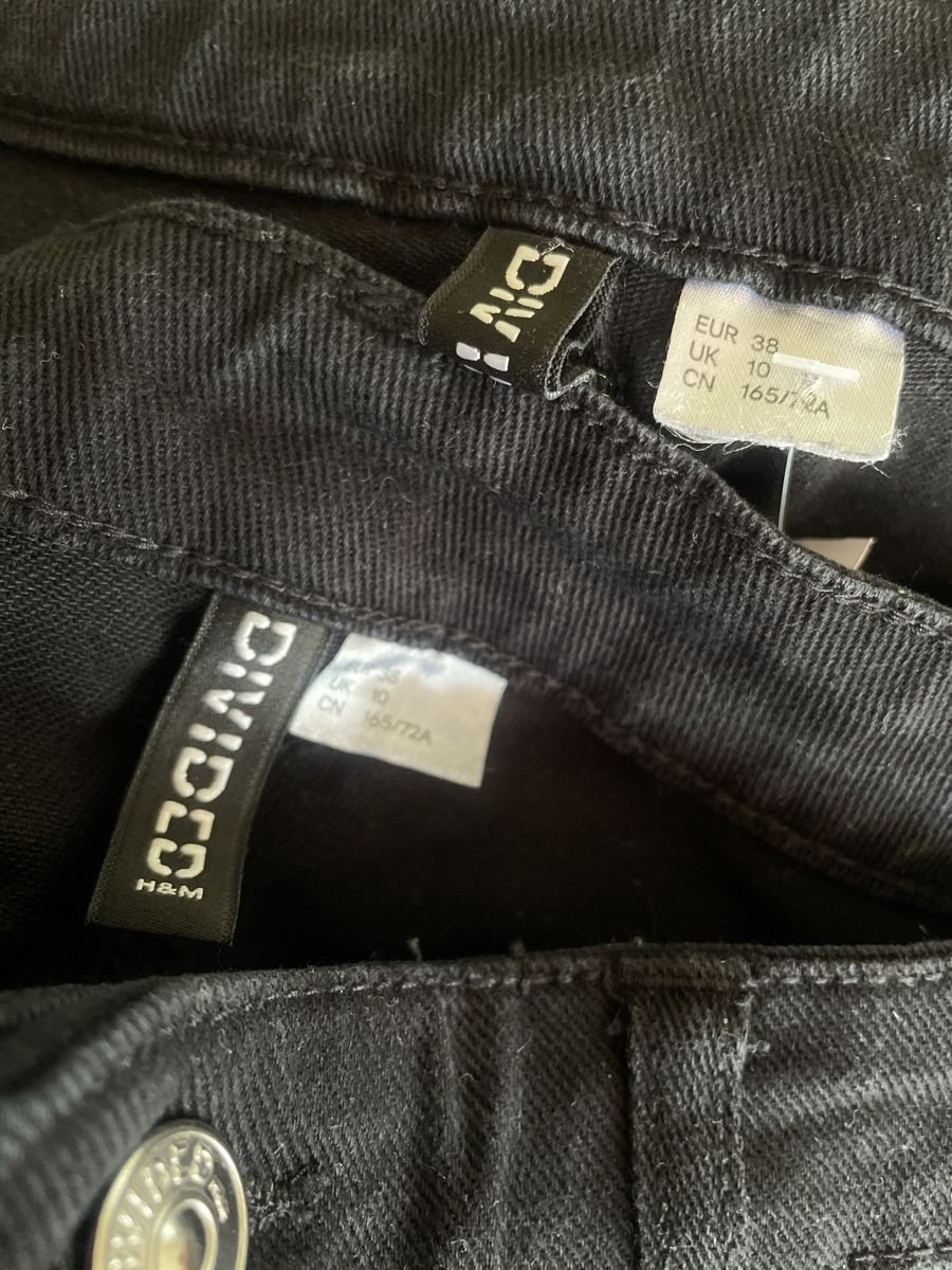 Jeans: 2 schwarze H&M stretch Jeans Gr.38 – Usato da Obergerlafingen venduto da cabo4 3