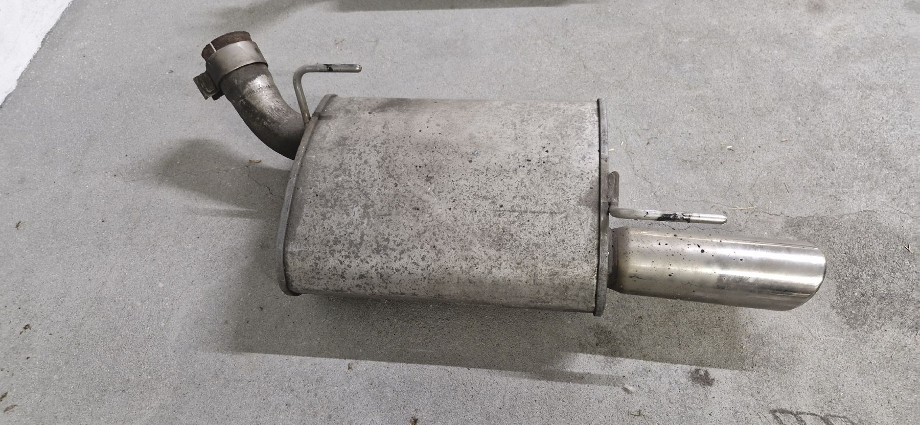Ford Sistemi di scarico: Originale Endschalldämpfer Ford Mustang S197 – Usato da Gutenswil venduto da Ess_dv5b 1