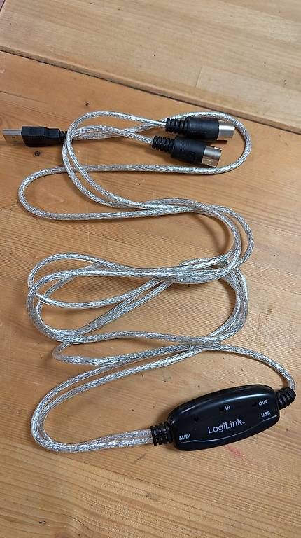 Musikinstrumente: cable midi/USB – Gebraucht aus Yverdon-les-Bains von pajao