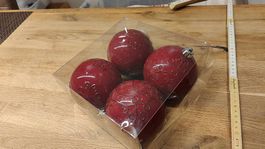 4 schöne Weihnachtskugeln aus Kunststoff (Auch für Draussen)