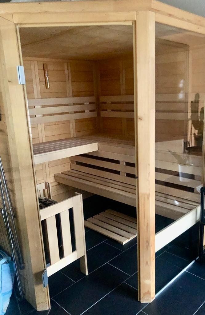 Sauna & Accessori: sauna – Usato da Bellinzona venduto da cor_7qkq 1