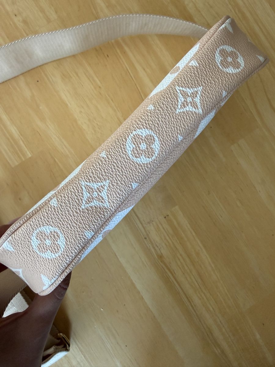 Louis Vuitton Taschen für Damen: Louis Vuitton Multi Pochette Accessoires The Pool Brume – Neu (gemäss Beschreibung) aus St. Gallen von azra_sadikov 7