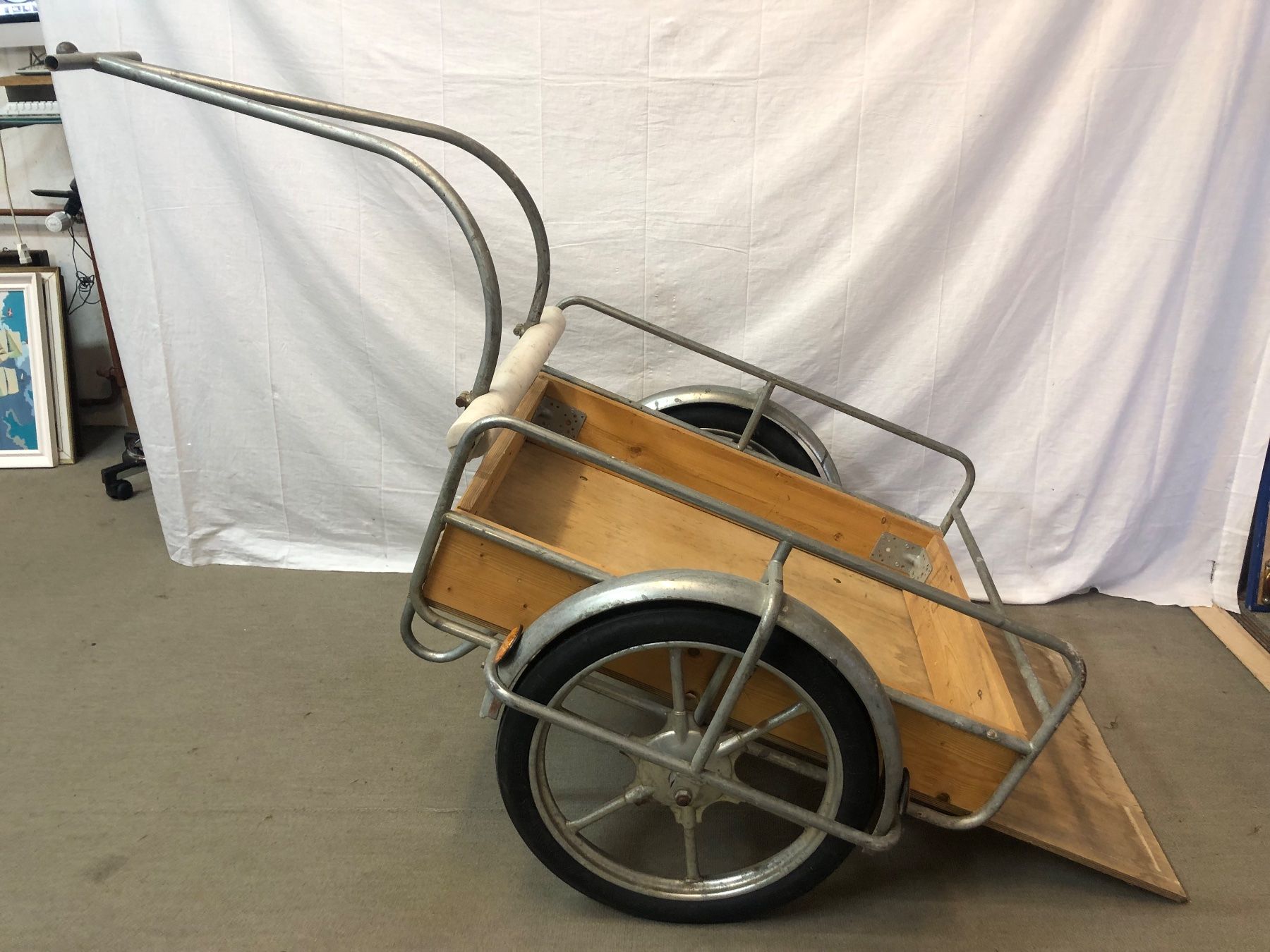 Rimorchi: Robuster Handwagen / Anhänger – Usato da Brunnen venduto da Allerwaren