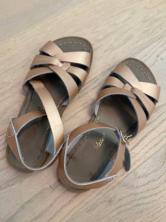 Salt-Water Scarpe per ragazze: Salt-Water Sandalen Gr. 37 – Usato da Steinhausen venduto da KAMKA 1