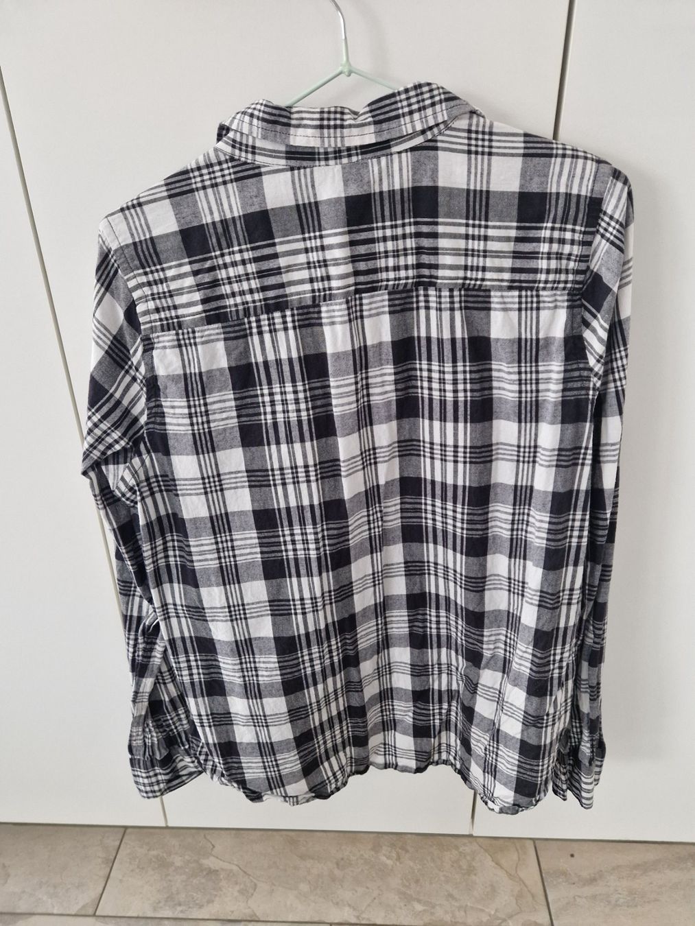 Camicette: Chicoree karierte Bluse / Karo-Bluse, Gr. L / schwarzweiss – Usato da Niederrohrdorf venduto da Miripfiri 3
