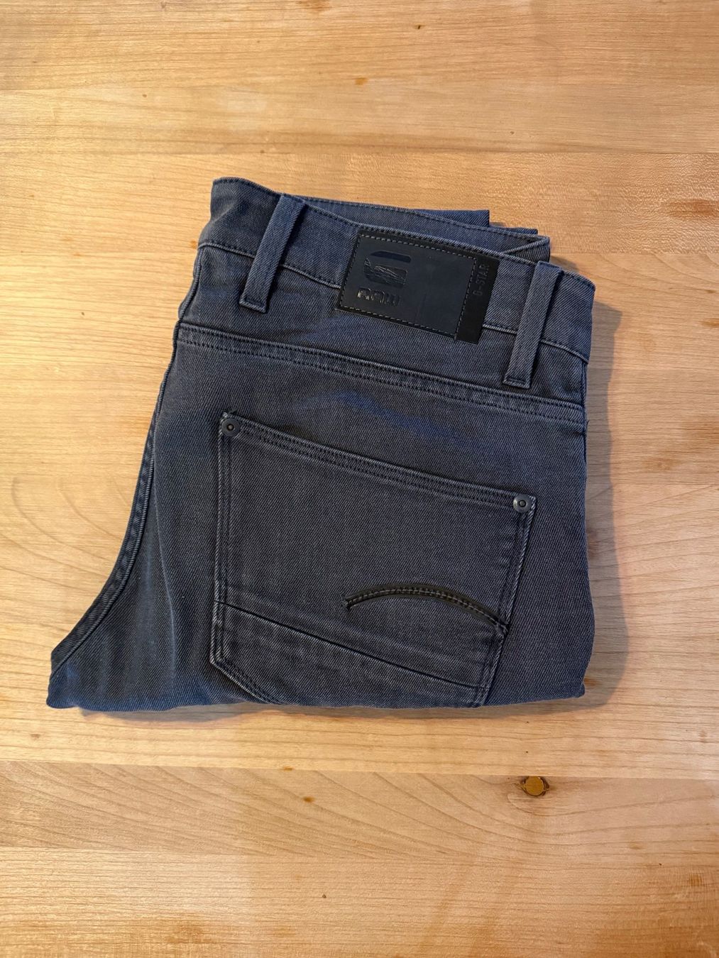 G-Star Jeans: G-Star REVEND SUPER SLIM – Usato da Rothenburg venduto da Ice20