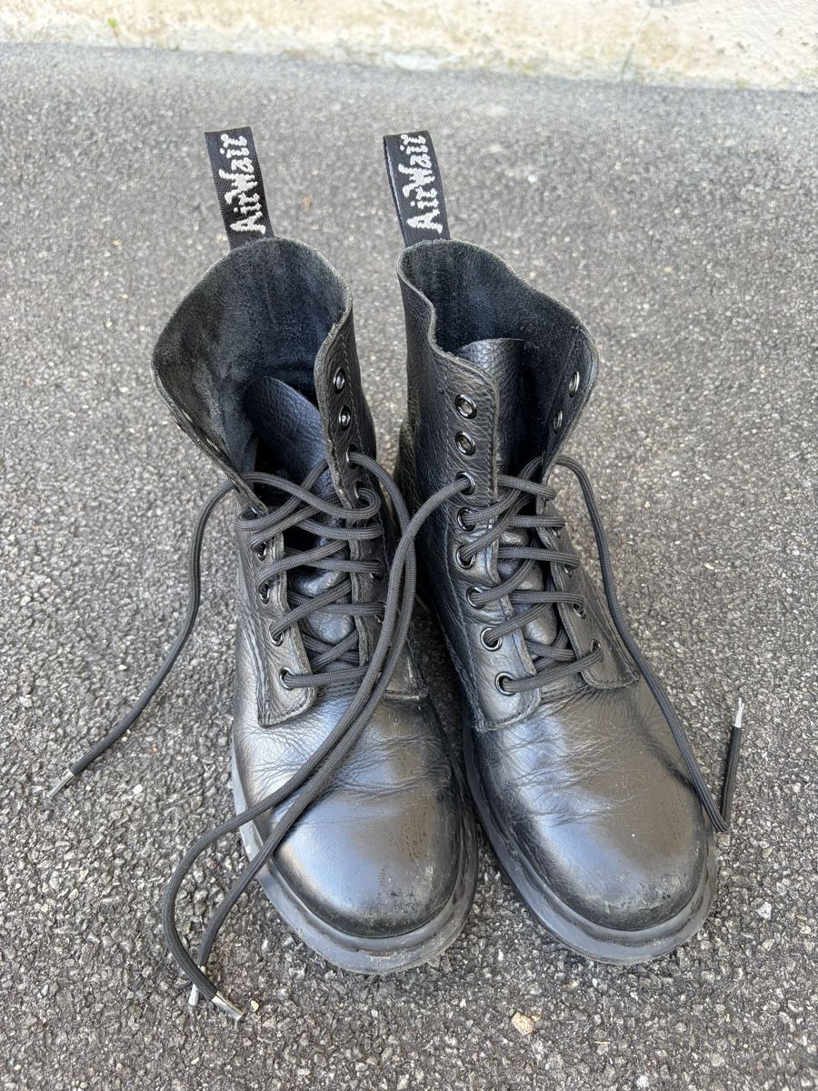 Dr. Martens Chaussures hommes: Dr Martens – D'occasion à Schwyz par anizehn