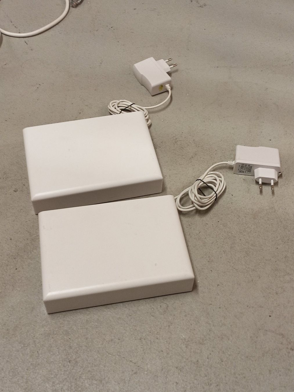 Modem & Router: 2x DKT Comega Fiber Gateway Router – Usato da Zürich venduto da danihell 2