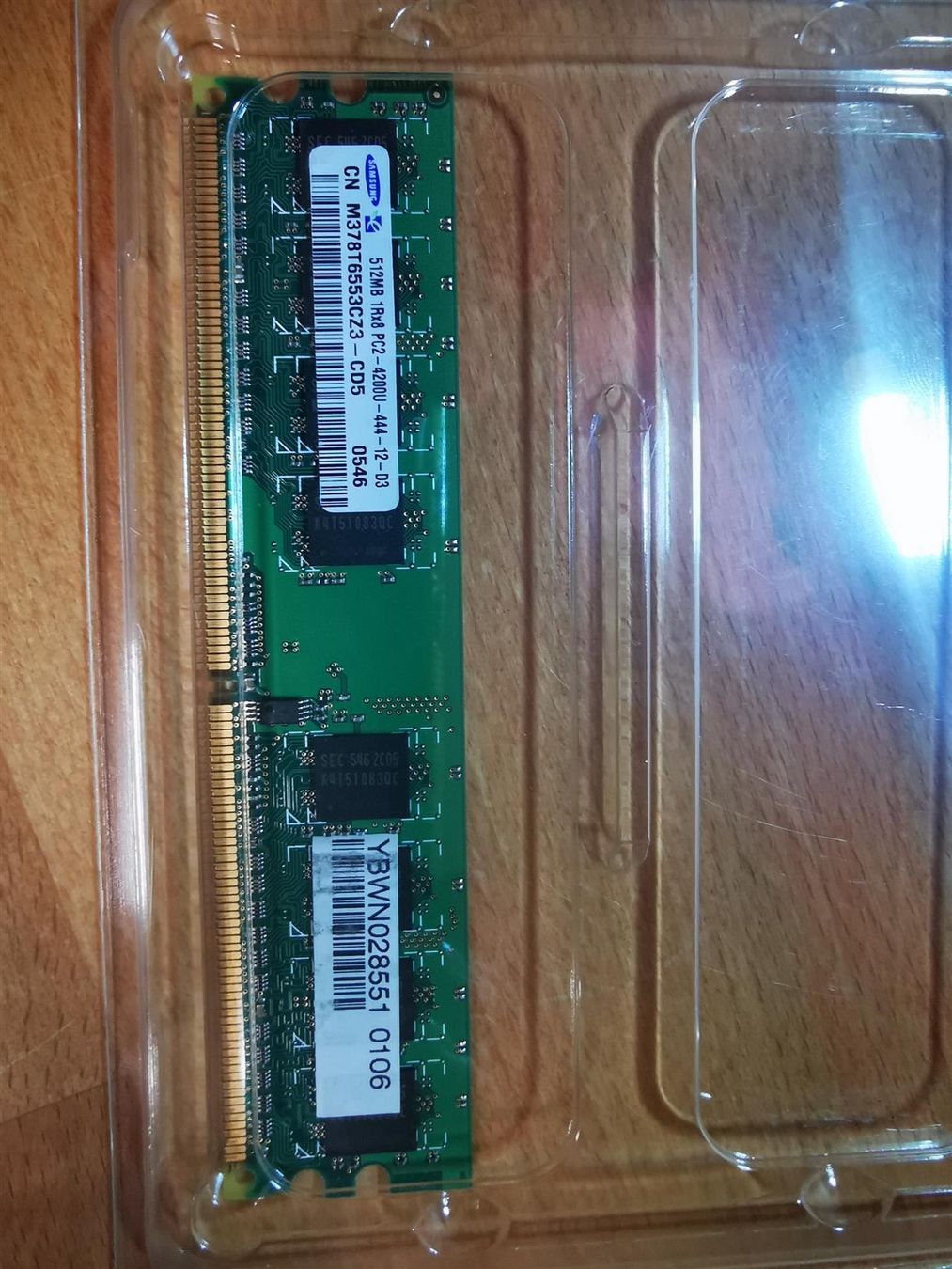 Samsung Memory / RAM: Samsung 512MB PC2-4200U RAM – Gebraucht aus Buchs ZH von Sutoris