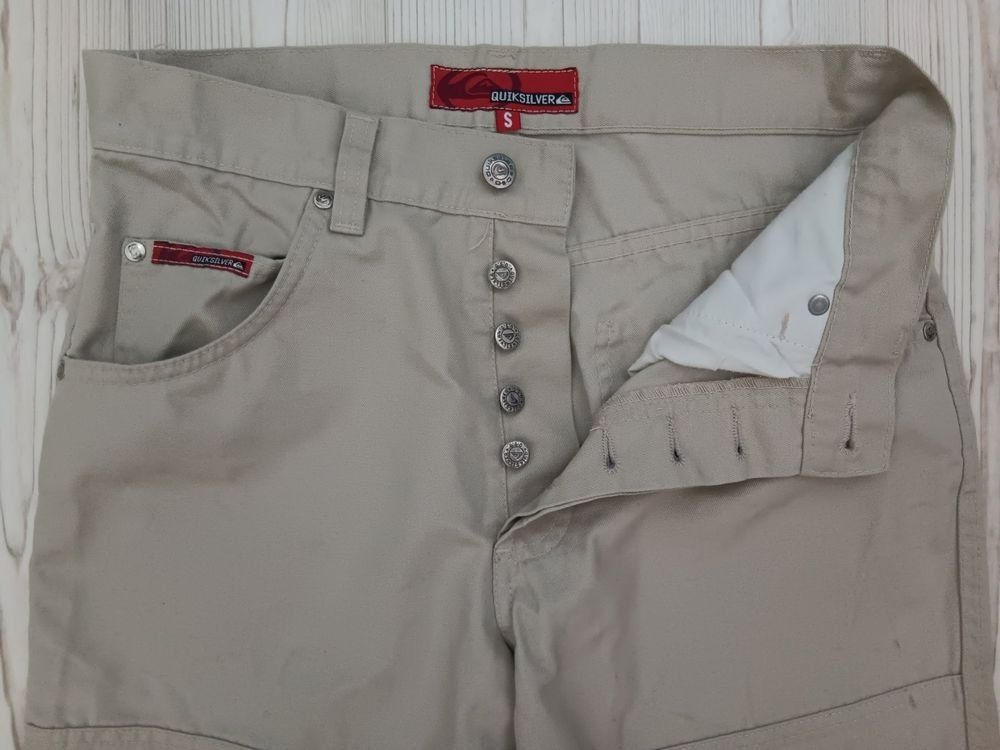 Quiksilver Jeans: Jeans QUIKSILVER  Taille / Grosse S ..... – Usato da Cossonay-ville venduto da Super-Price-Quality 2