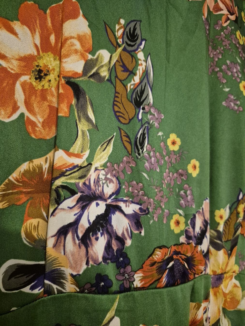 Mango Robes: Robe Mango à fleurs🌺, taille S (s/m) – D'occasion à St-Pierre-Clages par _RV 1