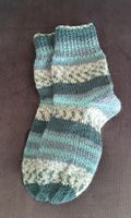 Gestrickte Kindersocken_2, Gr. 24/25. Portofrei.