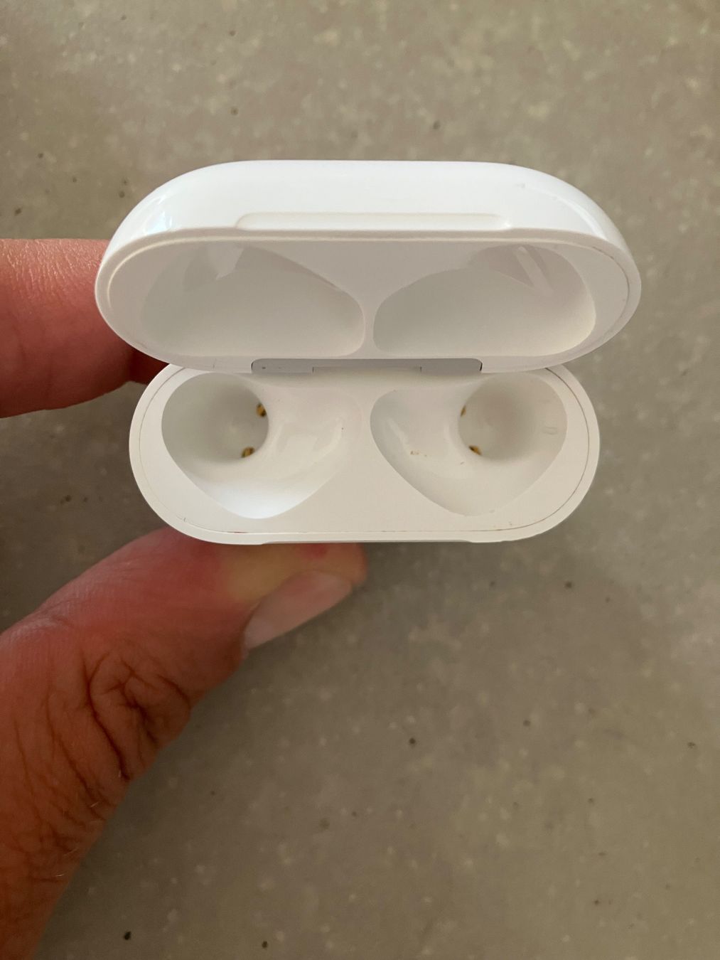 Apple Kopfhörer: APPLE Air Pods 4 ANC – Gebraucht aus Lausanne von mr.v 3