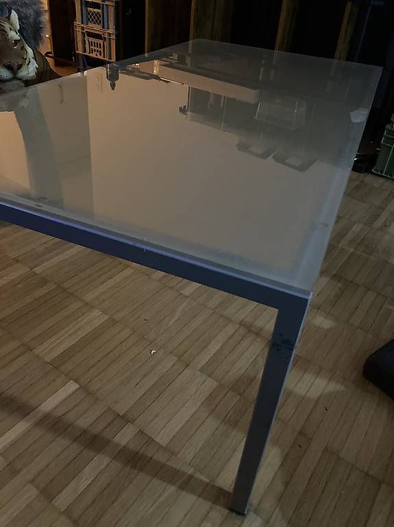Tables: Salon Tisch Milchglas – D'occasion à Jegenstorf par california74 1