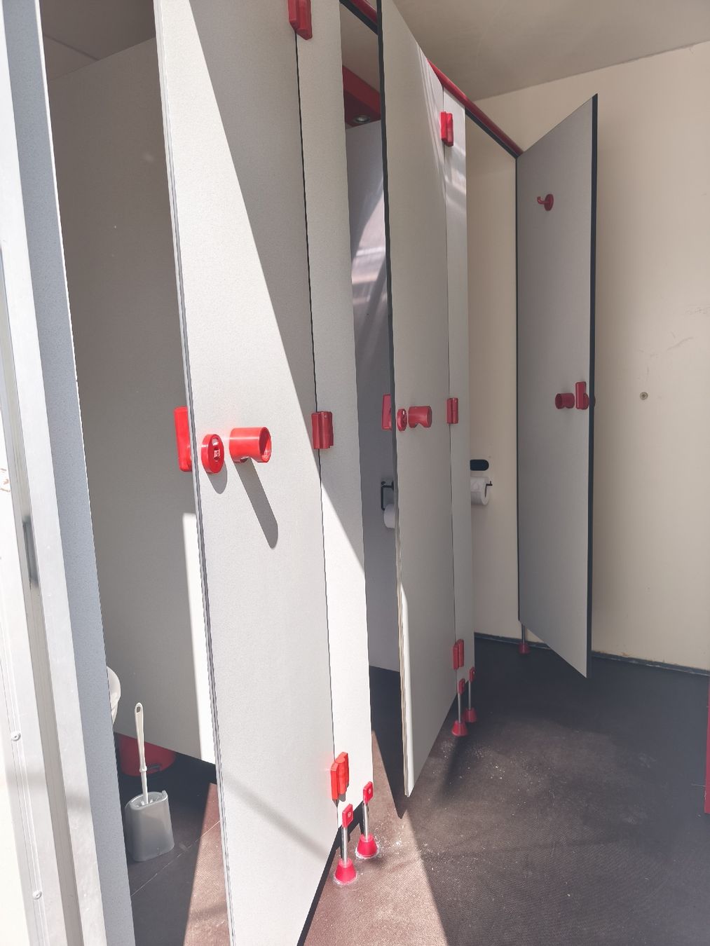 Rimorchi: Wc Wagen  – Usato da Mümliswil venduto da steyr93 6