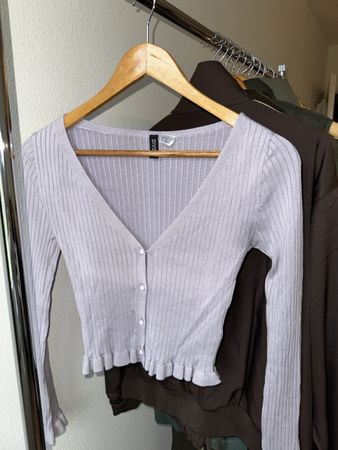 H&M Strickjacke, Lila, Gr. XS, Top Zustand