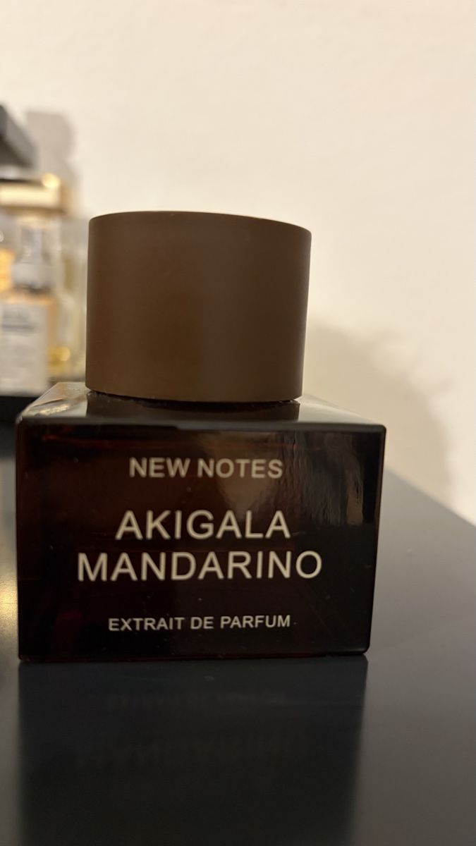 Parfum & Eau de Toilette: New Notes Akigala Mandarino extrait de parfum – Gebraucht aus Muttenz von matteo_pt 3