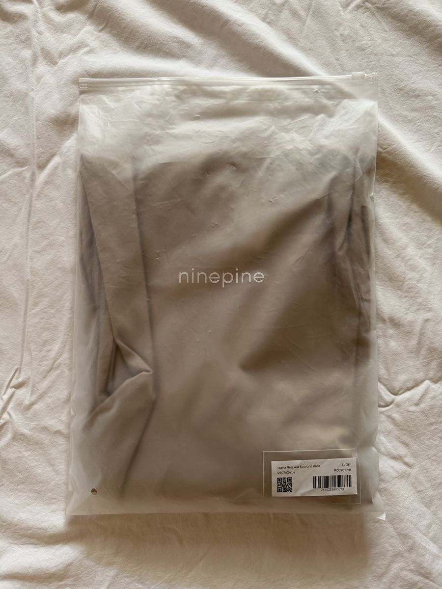 Hosen: Asana Relaxed Straight Pant beige – Neu und originalverpackt aus Zürich von BettinaMarie2308 4