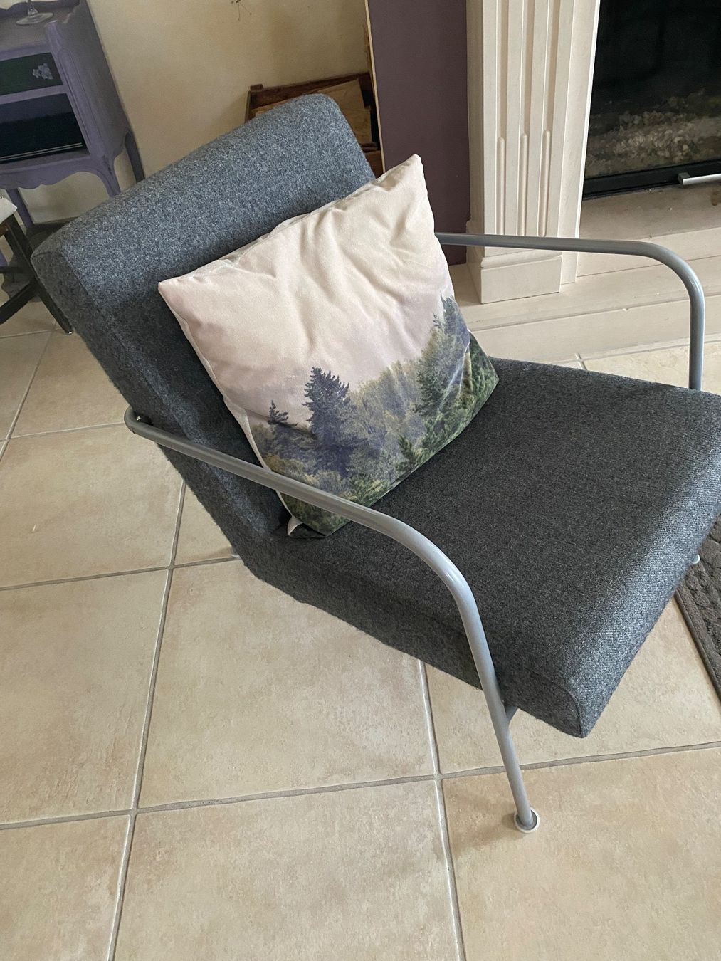 Ikea Sedie: Grauer Stuhl – Usato da Balsthal venduto da Uroby 1