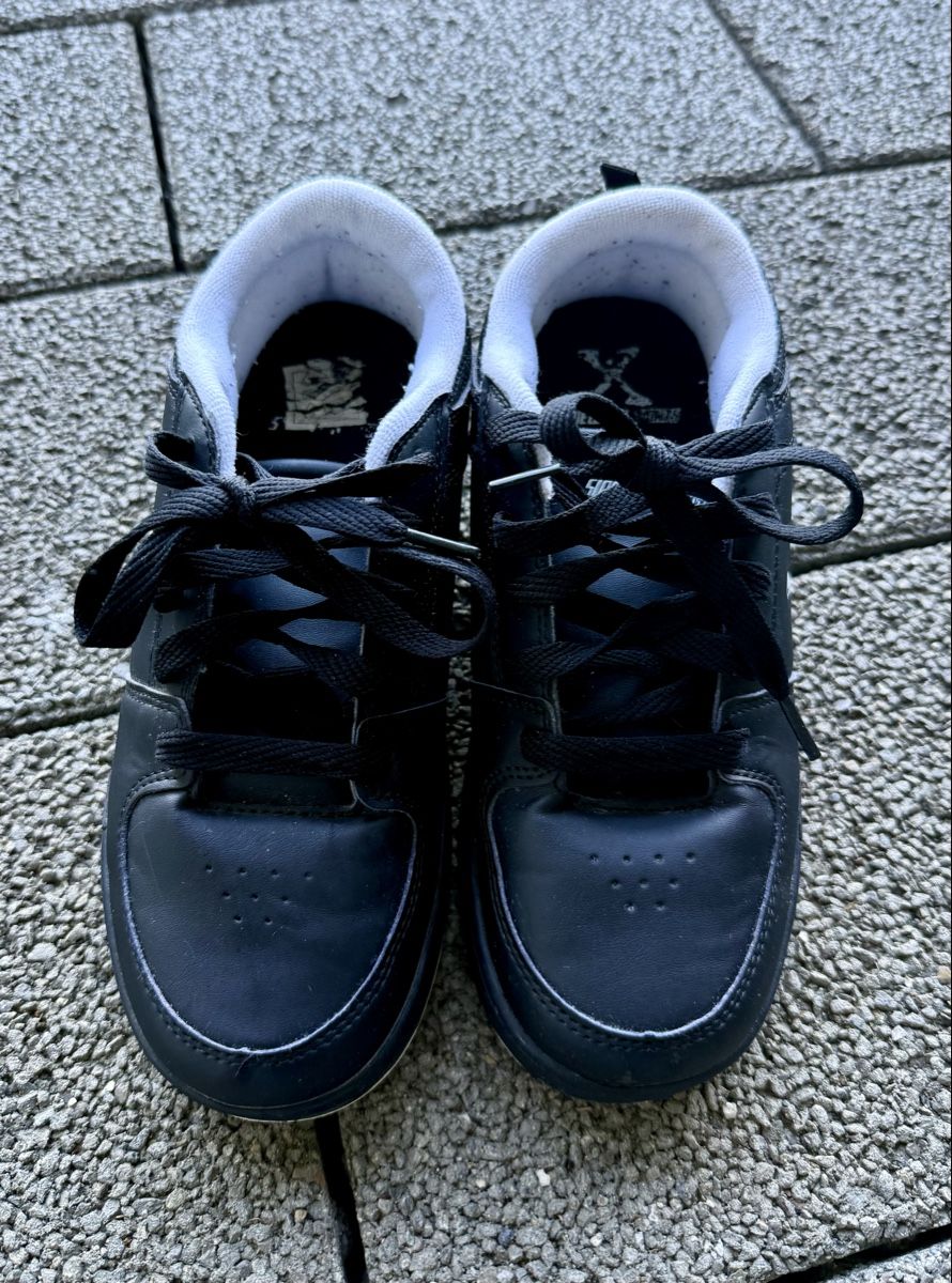 Heelys Scarpe da uomo: Heelys / Schuhe mit Rollen Gr. 36.5 – Usato da Niederhelfenschwil venduto da simae02 1