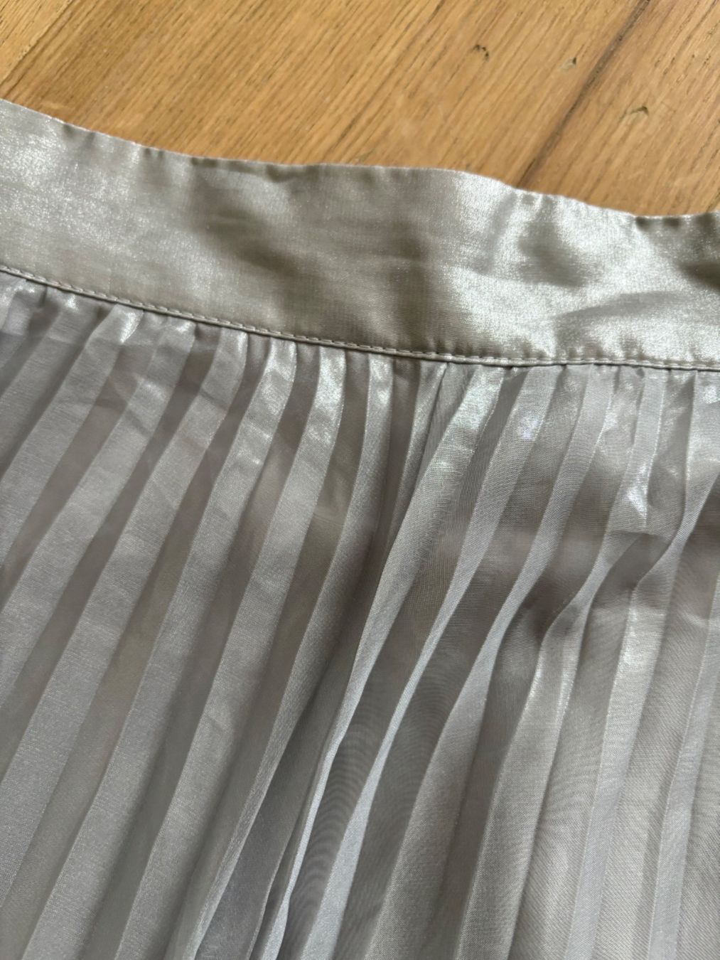 H&M Gonne: Jupe longue plissé argenté – Usato da Genève venduto da bha_jcf5 2
