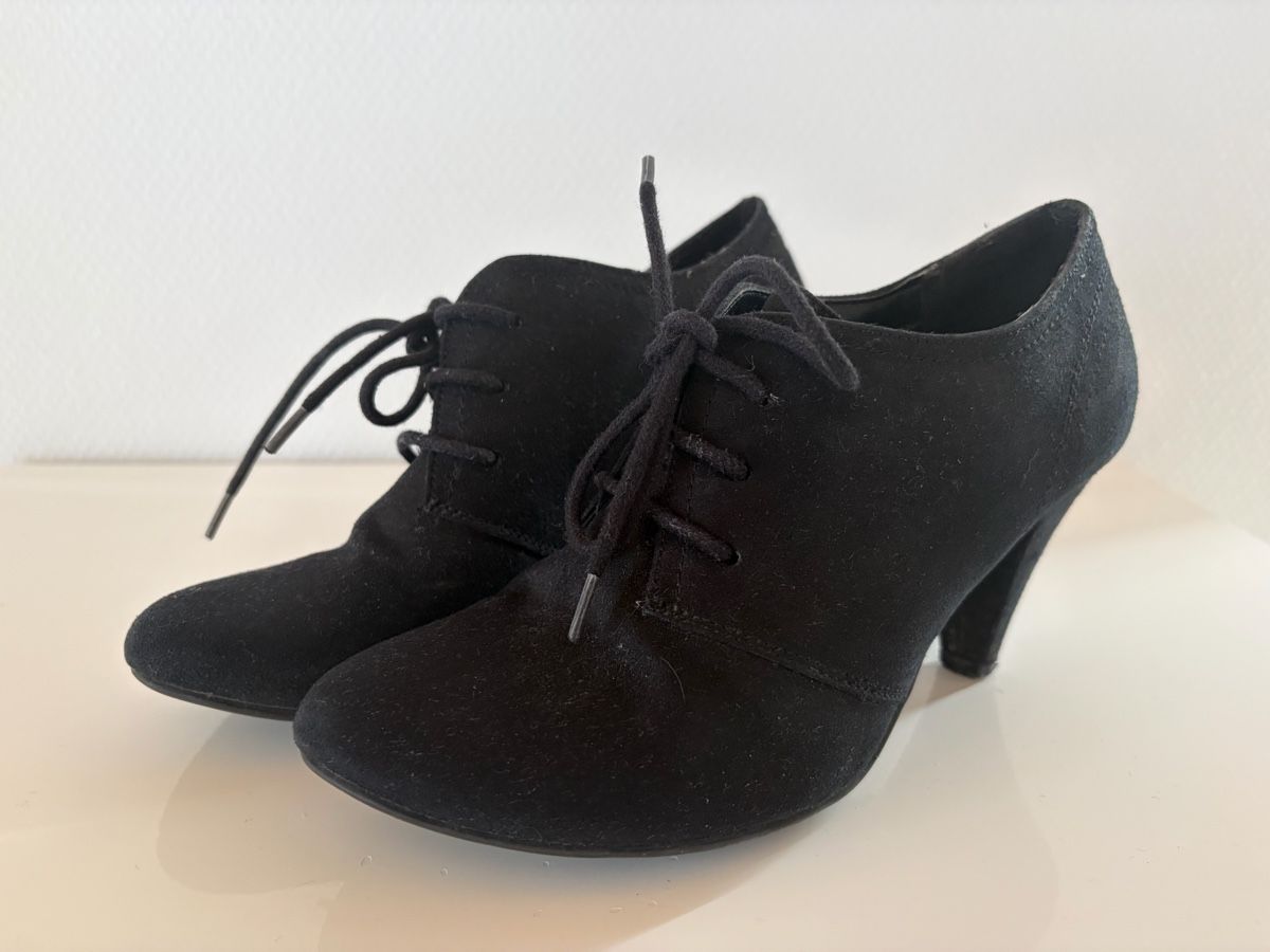 Graceland Scarpe da donna: Schnürschuhe Graceland Gr. 37 – Usato da Heiden venduto da Nikita073