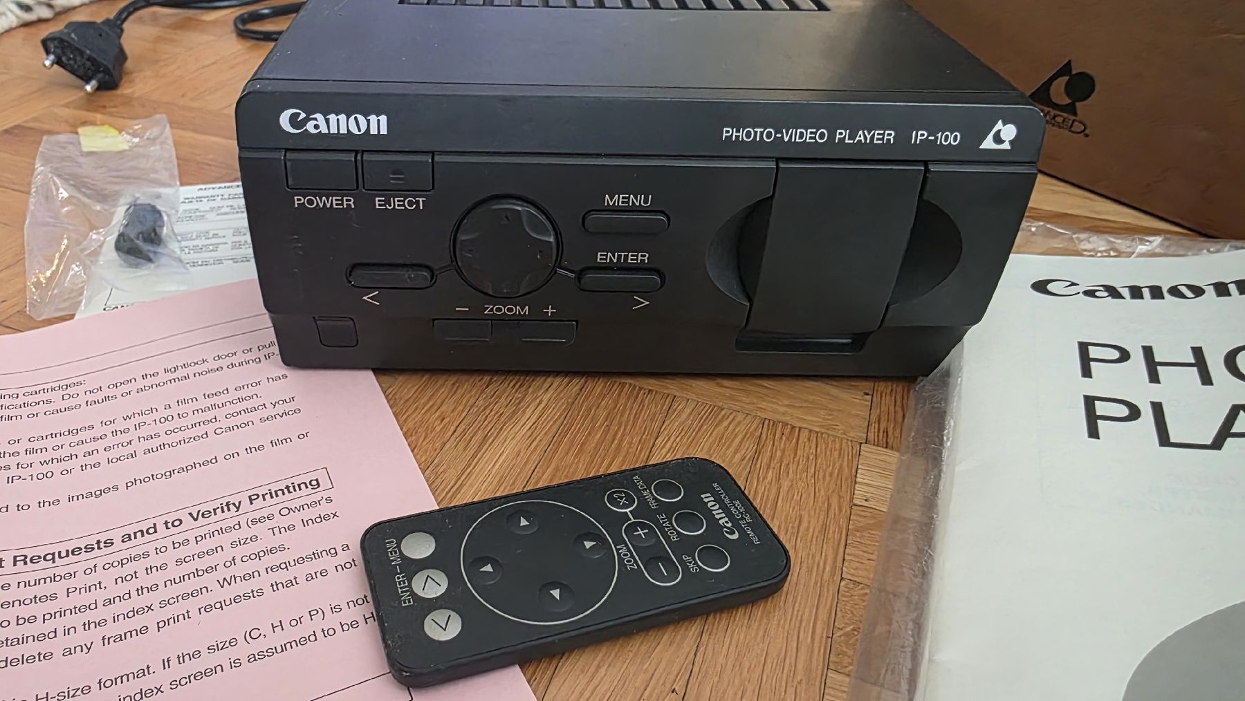 Canon Videocamere: photo Video Player IP 100 canon – Usato da Allschwil venduto da aga_sfn8