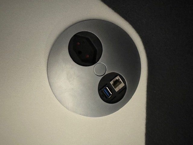 Set di tavolo e panche: LO Mindport Touch Down Cabrio – Usato da Zollikofen venduto da OberliAG 4