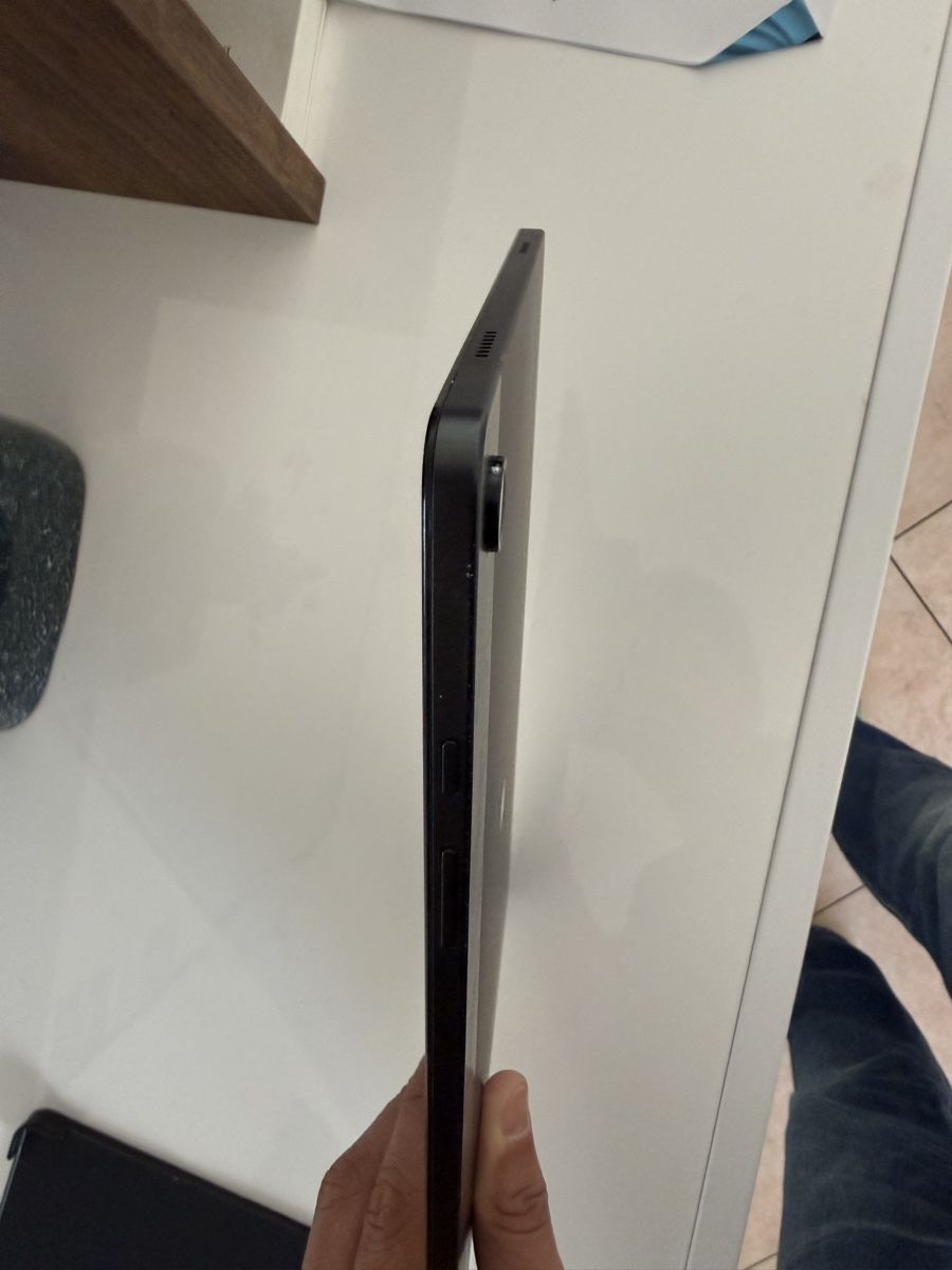 Samsung Tablet PC: Samsung pad A9 plus WiFi + keyboard – Nuovo (secondo la descrizione) da Zürich venduto da ste_2yyk 5